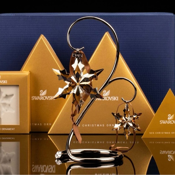 NIB Swarovski SCS 2015 Set Stand W 2 Gold Christmas Crystal Ornaments #5135951 - Picture 2 of 9